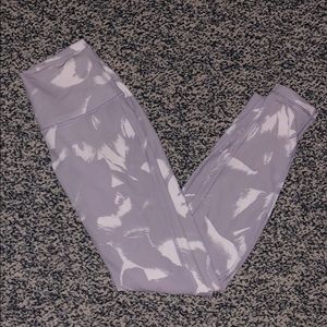 Lululemon wunder under leggings size 4